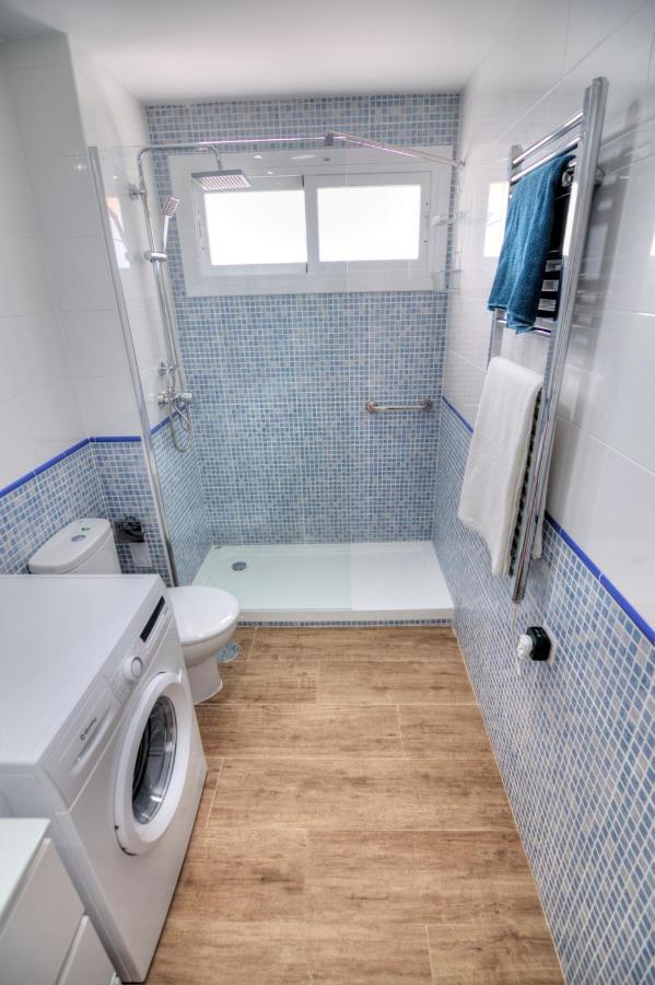 Paradise Beach Apartment Caleta De Velez Bagian luar foto